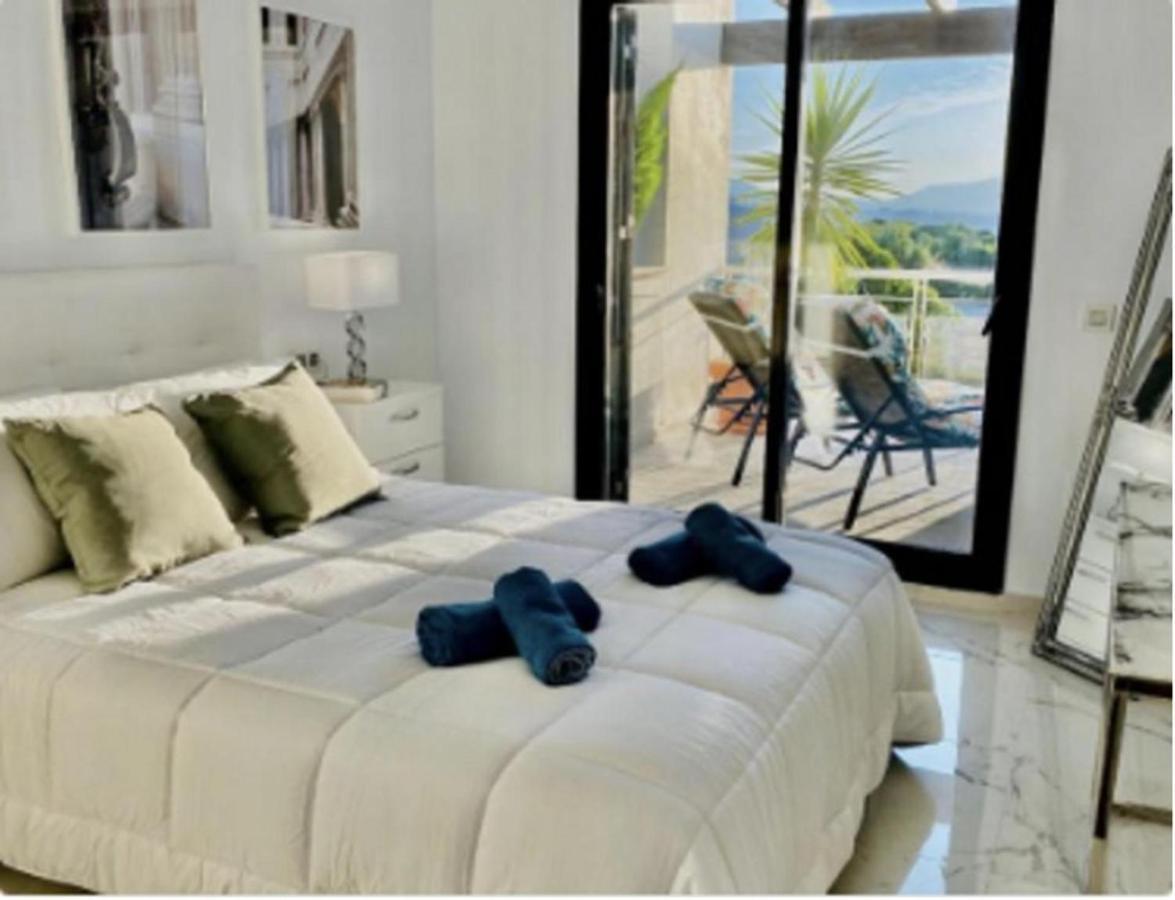 Bahia de Casares Premium Luxury-Casares Del Mar-Seaside Apartment מראה חיצוני תמונה